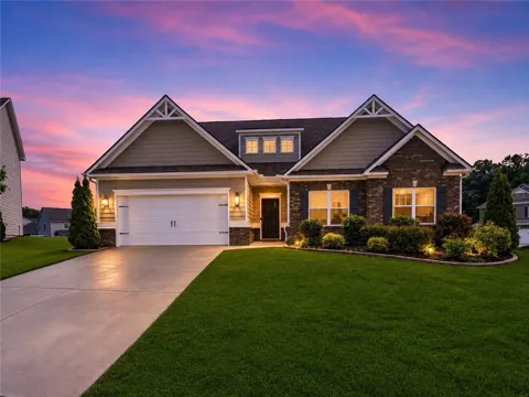 105 Green Tree Court