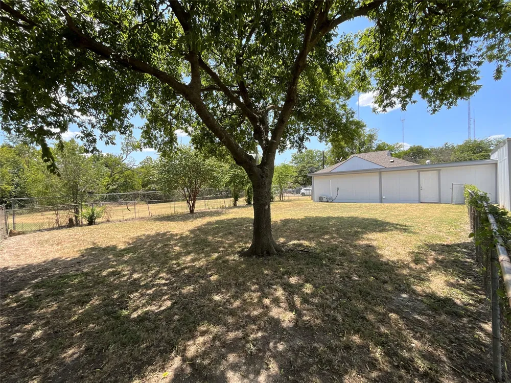 211 Ramsey Street Cedar Hill, TX 75104