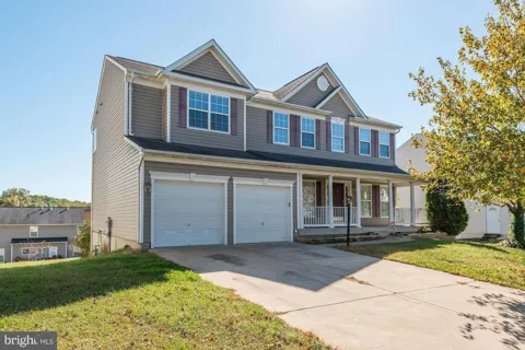 2768 MYRTLEWOOD DRIVE