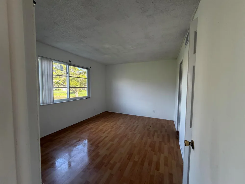 7960 NW 50th Street #202 Lauderhill, FL 33351