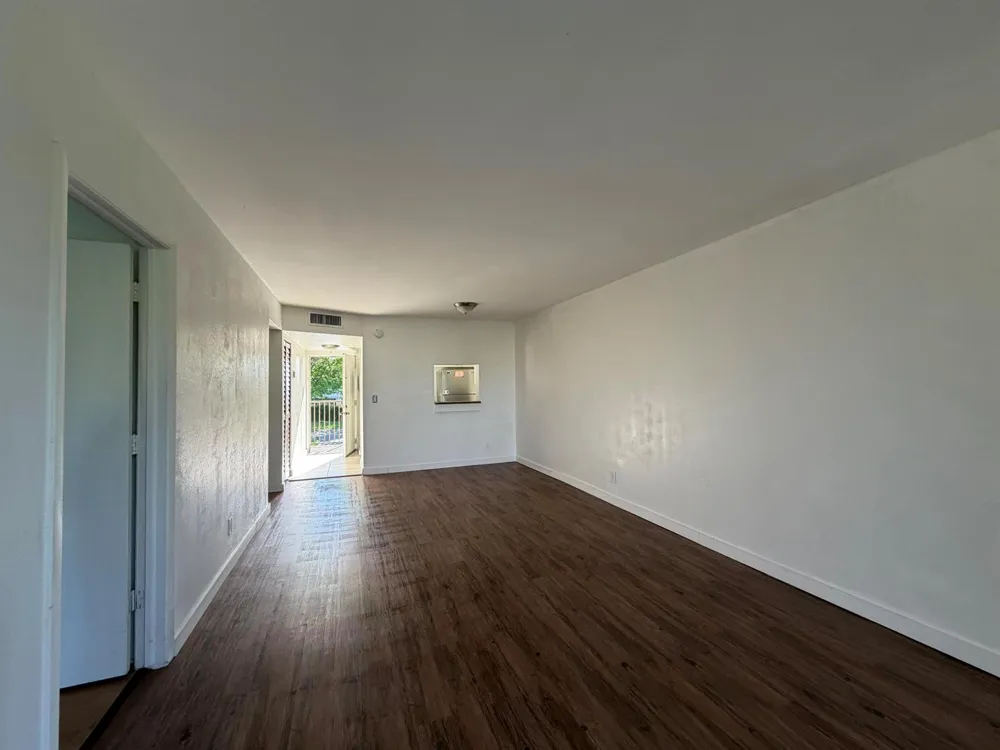 7960 NW 50th Street #202 Lauderhill, FL 33351
