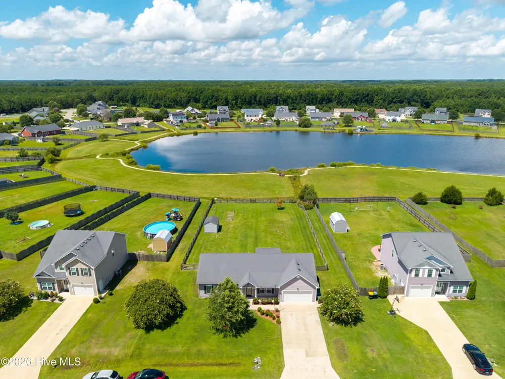 173 Laurel Woods Way Currituck, NC 27929