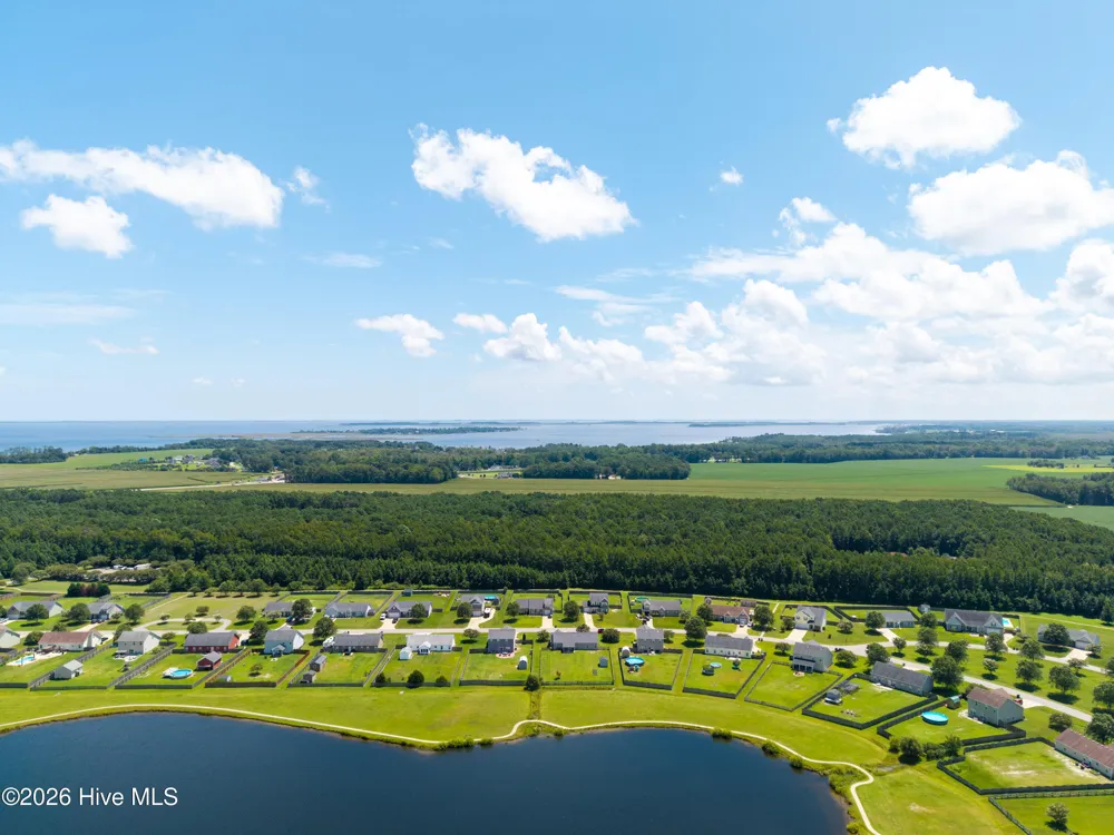 173 Laurel Woods Way Currituck, NC 27929