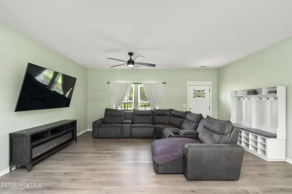 173 Laurel Woods Way Currituck, NC 27929
