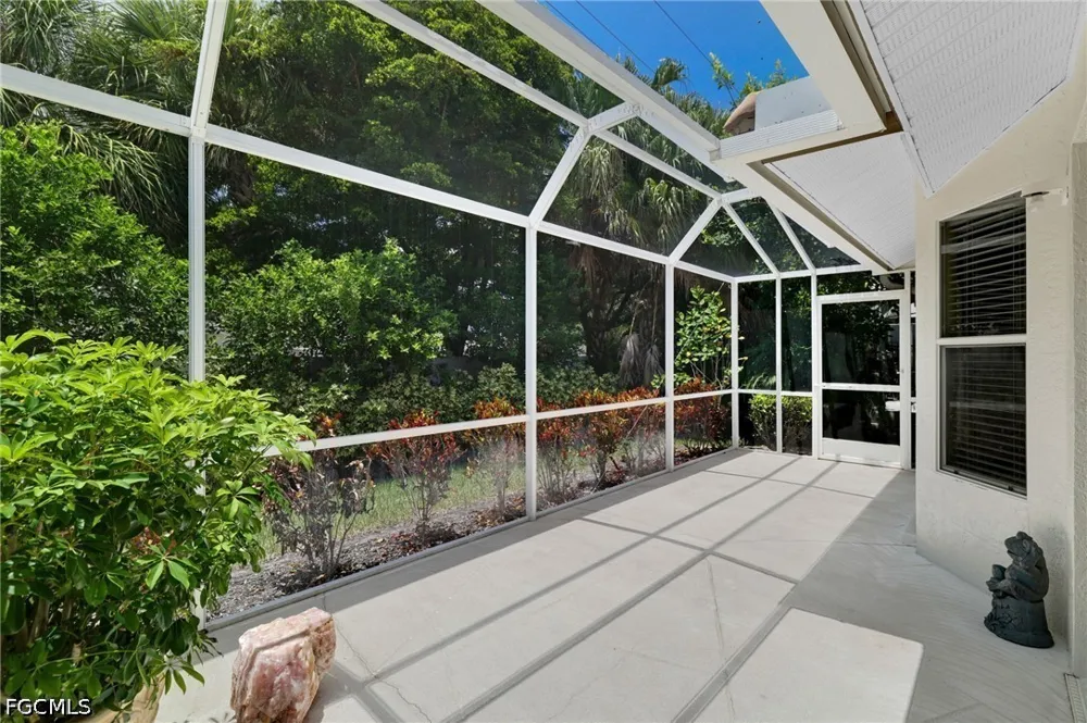 San Vista Circle Naples, FL 34109