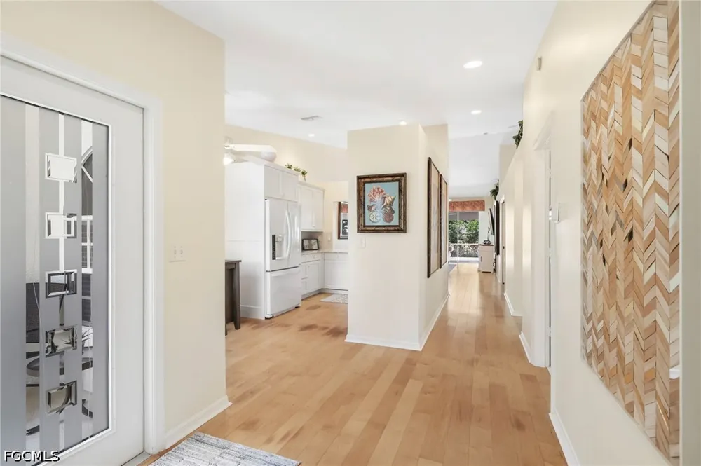 San Vista Circle Naples, FL 34109