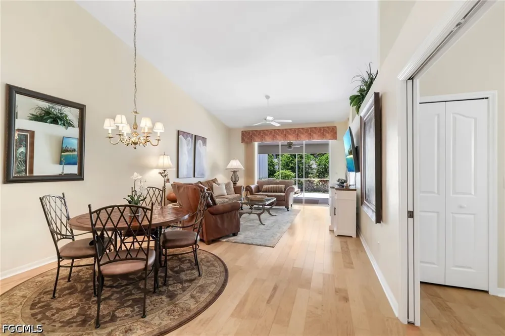 San Vista Circle Naples, FL 34109