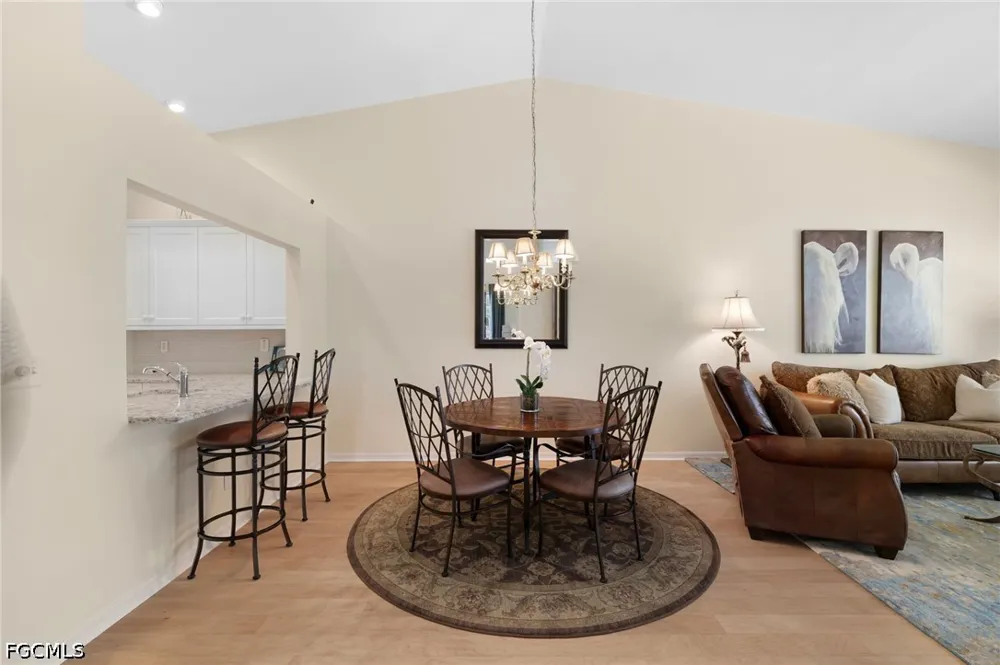 San Vista Circle Naples, FL 34109