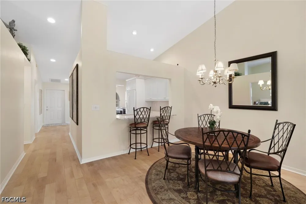 San Vista Circle Naples, FL 34109