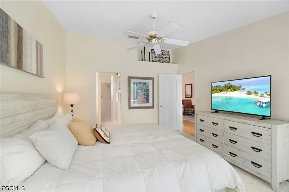 San Vista Circle Naples, FL 34109