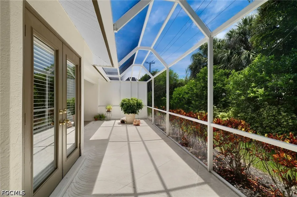San Vista Circle Naples, FL 34109
