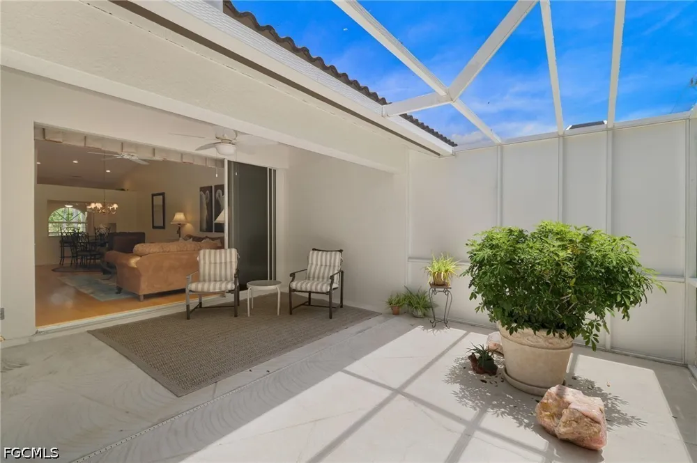 San Vista Circle Naples, FL 34109