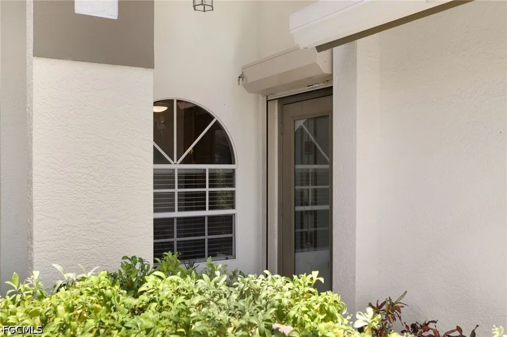 San Vista Circle Naples, FL 34109