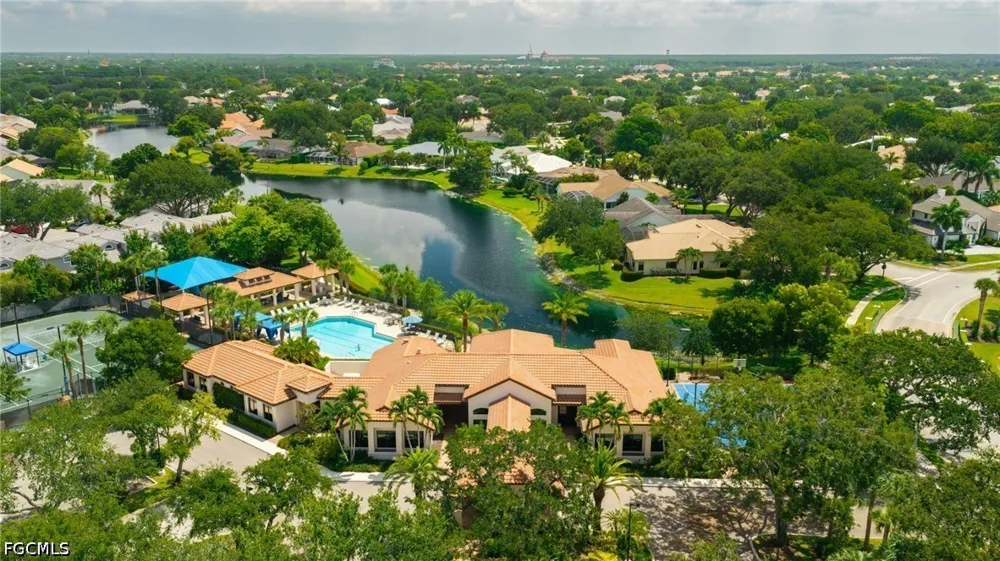San Vista Circle Naples, FL 34109