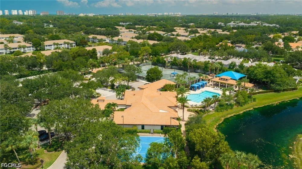 San Vista Circle Naples, FL 34109