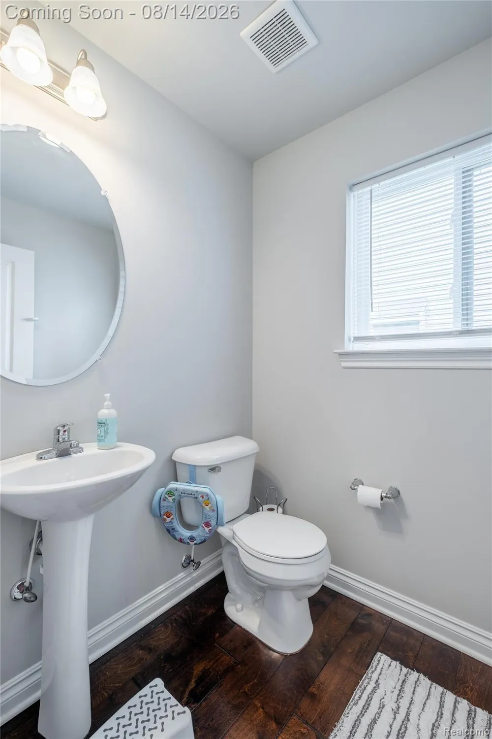 312 Dakota Lane White Lake Charter Township, MI 48386