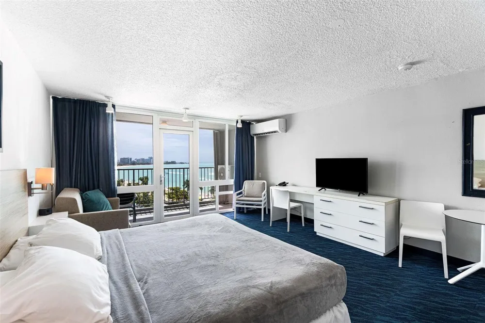 6165 ISLA VERDE AVE. #853 Carolina, PR 00979