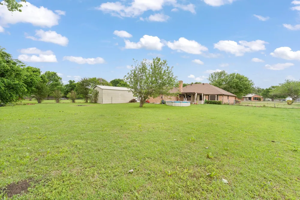 314 Clay Lane Red Oak, TX 75154