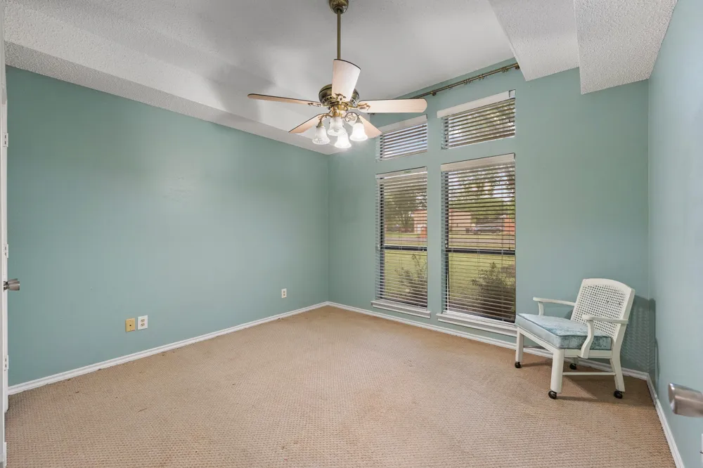 314 Clay Lane Red Oak, TX 75154
