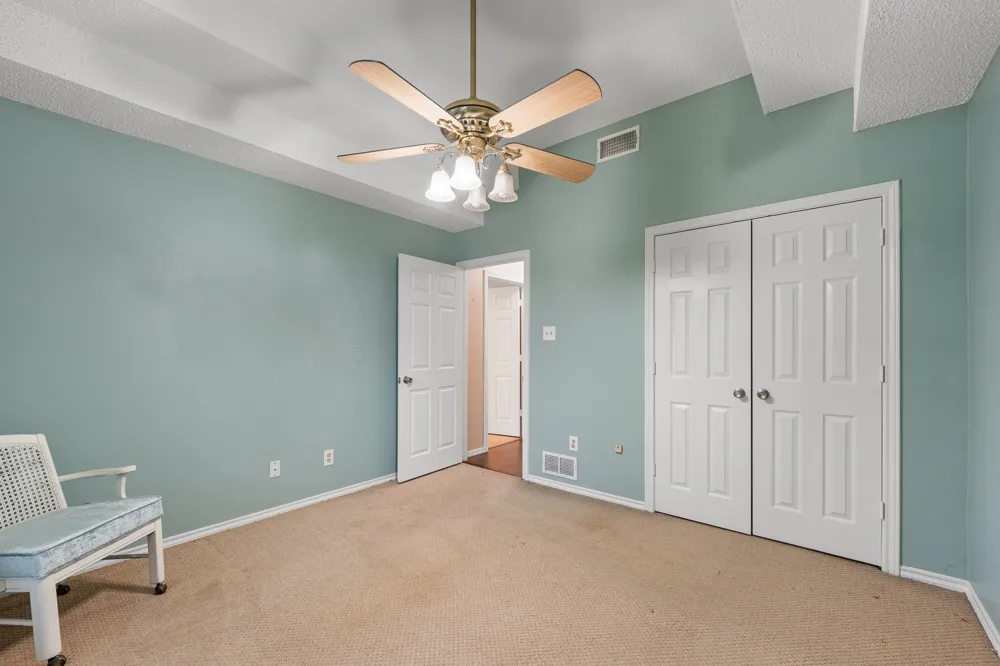 314 Clay Lane Red Oak, TX 75154