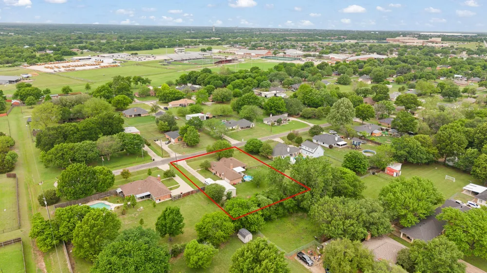 314 Clay Lane Red Oak, TX 75154