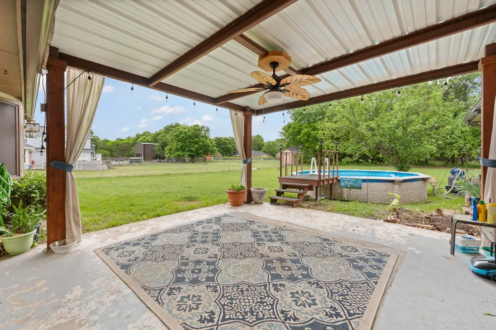 314 Clay Lane Red Oak, TX 75154