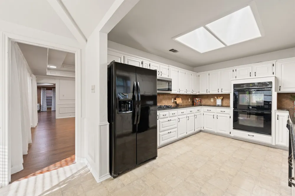 314 Clay Lane Red Oak, TX 75154