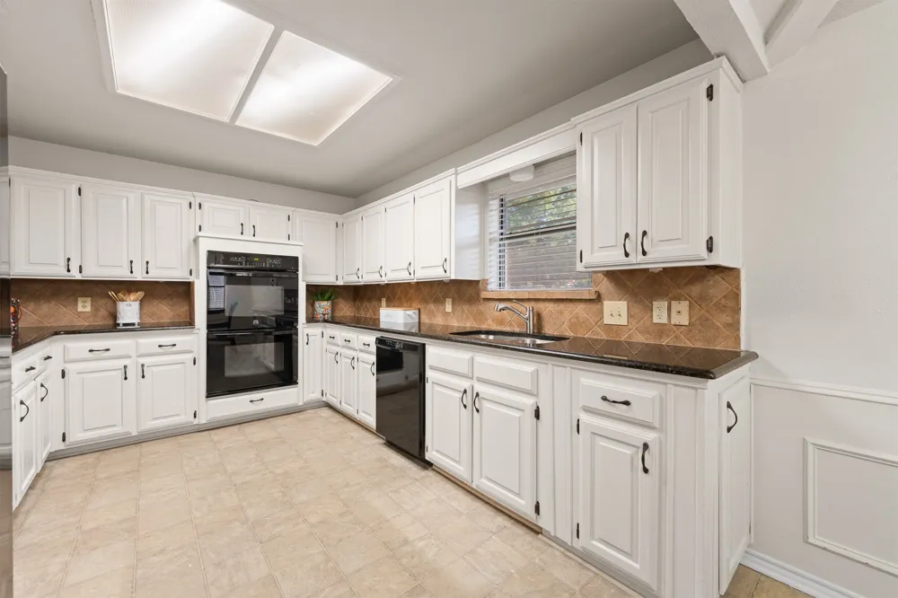314 Clay Lane Red Oak, TX 75154