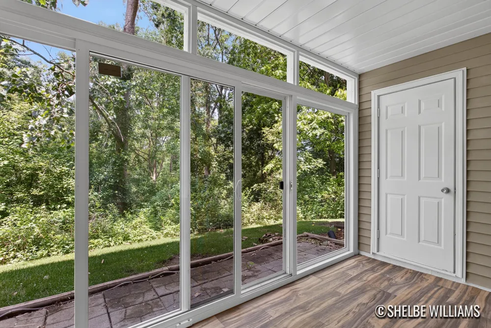 3065 Poplar Creek Drive SE #104 Kentwood City, MI 49512