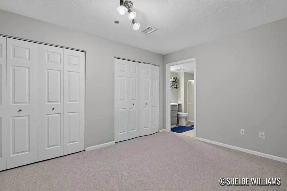 3065 Poplar Creek Drive SE #104 Kentwood City, MI 49512