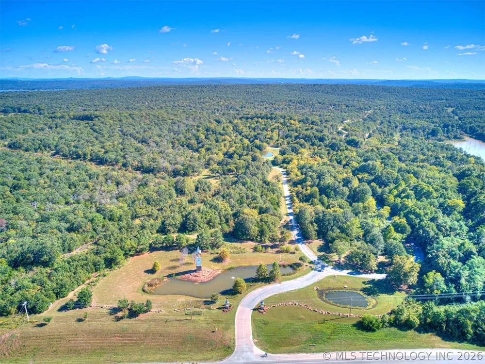 62 Boulevard Carlton Landing, OK 74432