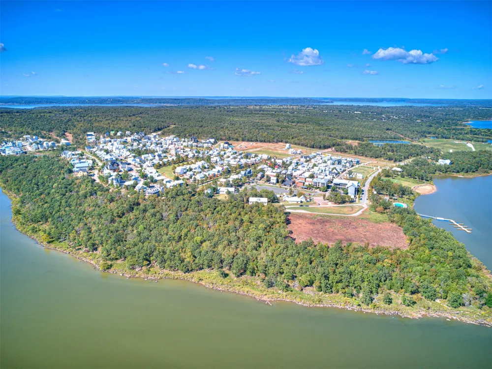 41 Hill Street Carlton Landing, OK 74432
