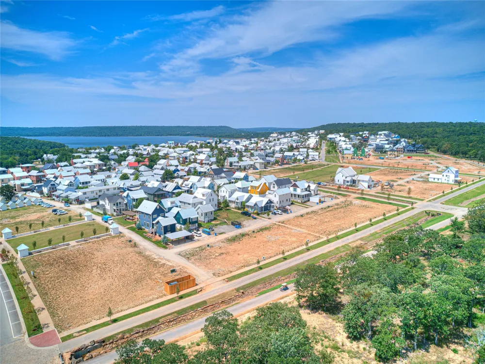 41 Hill Street Carlton Landing, OK 74432