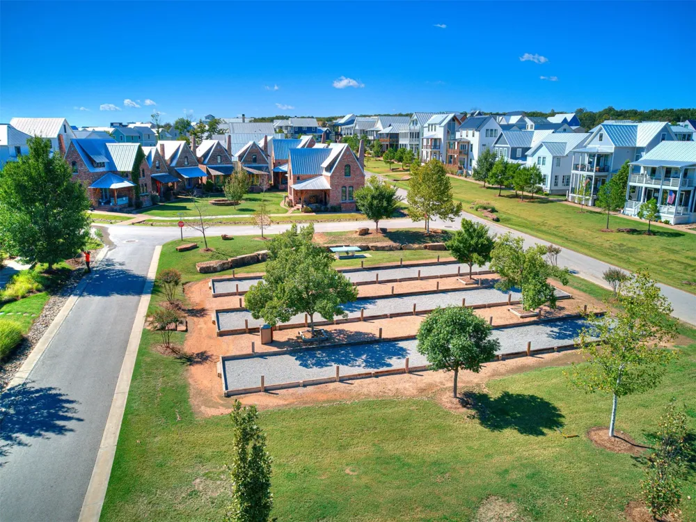 41 Hill Street Carlton Landing, OK 74432