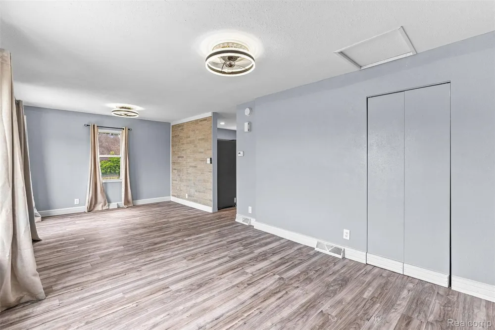 6163 State Road Richfield Township, MI 48423