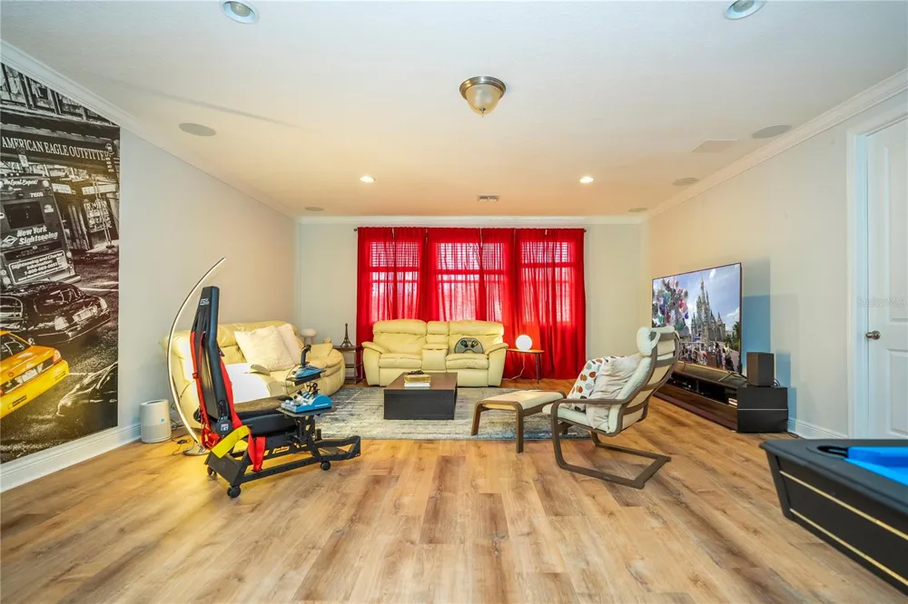 8457 MOREHOUSE DRIVE Orlando, FL 32836