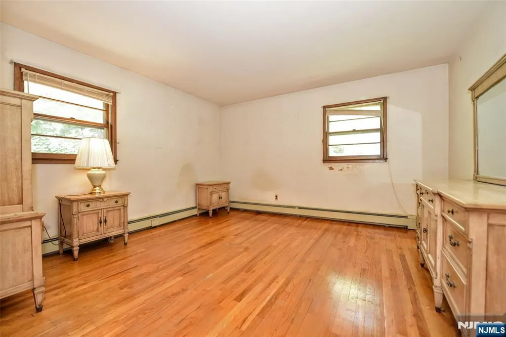 479 Goffle Road Wyckoff, NJ 07481