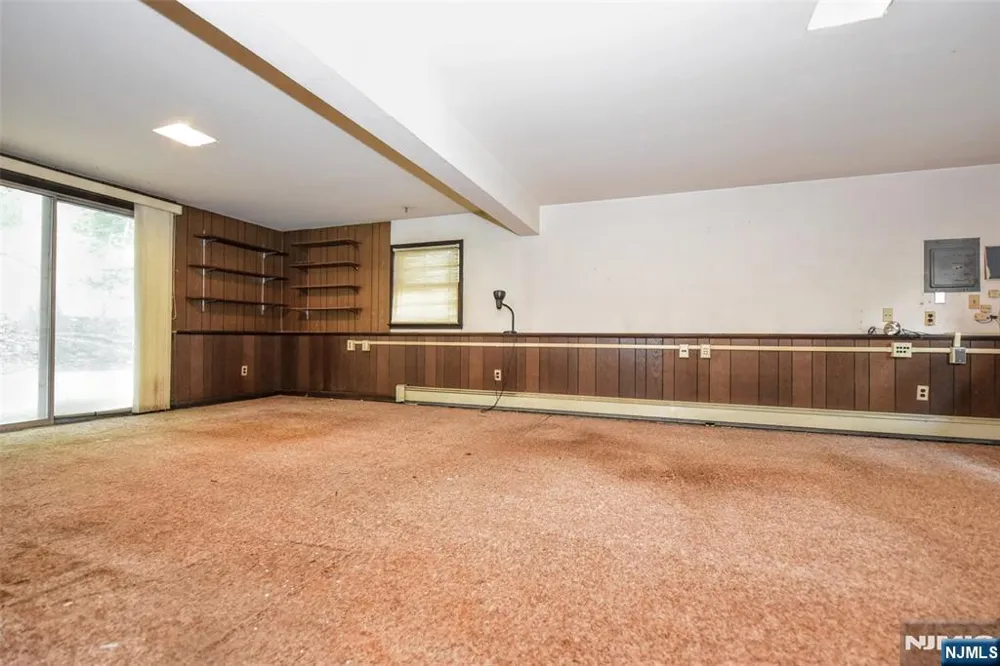 479 Goffle Road Wyckoff, NJ 07481