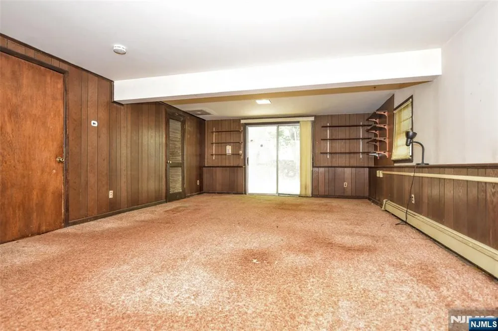 479 Goffle Road Wyckoff, NJ 07481