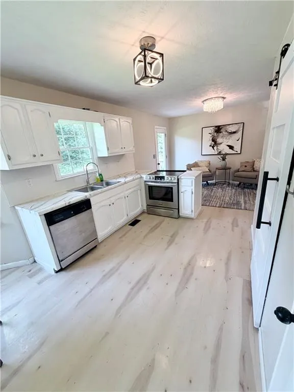 85 Martin Street Carrollton, GA 30117
