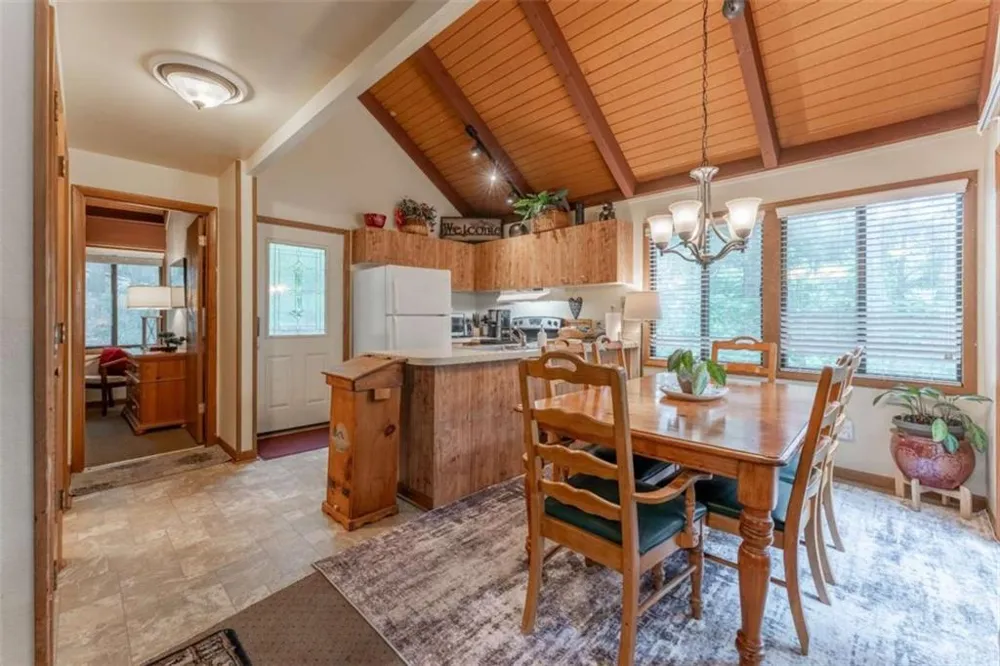 135 Wolfscratch Drive Big Canoe, GA 30143