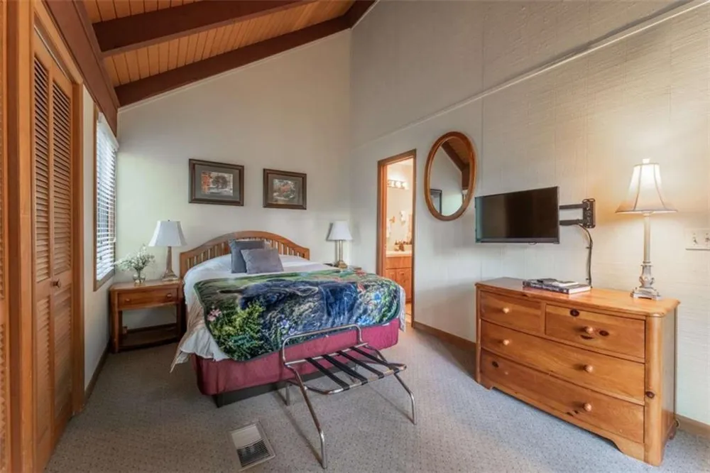 135 Wolfscratch Drive Big Canoe, GA 30143