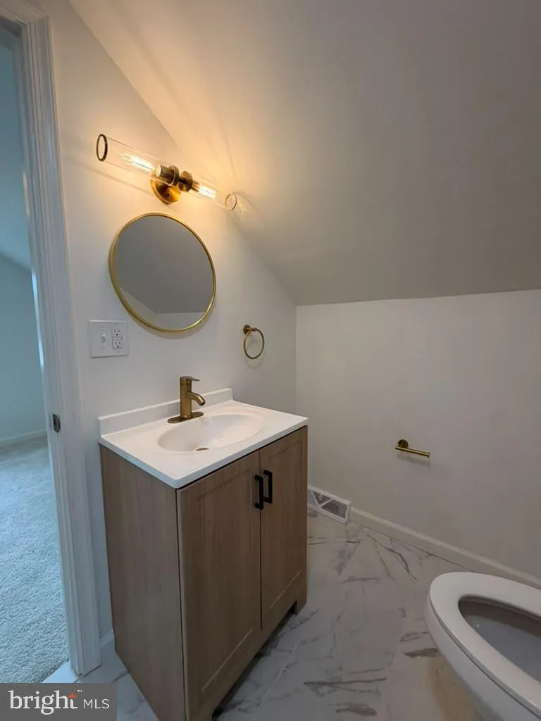 2903 FOREST GLEN ROAD Baltimore, MD 21216