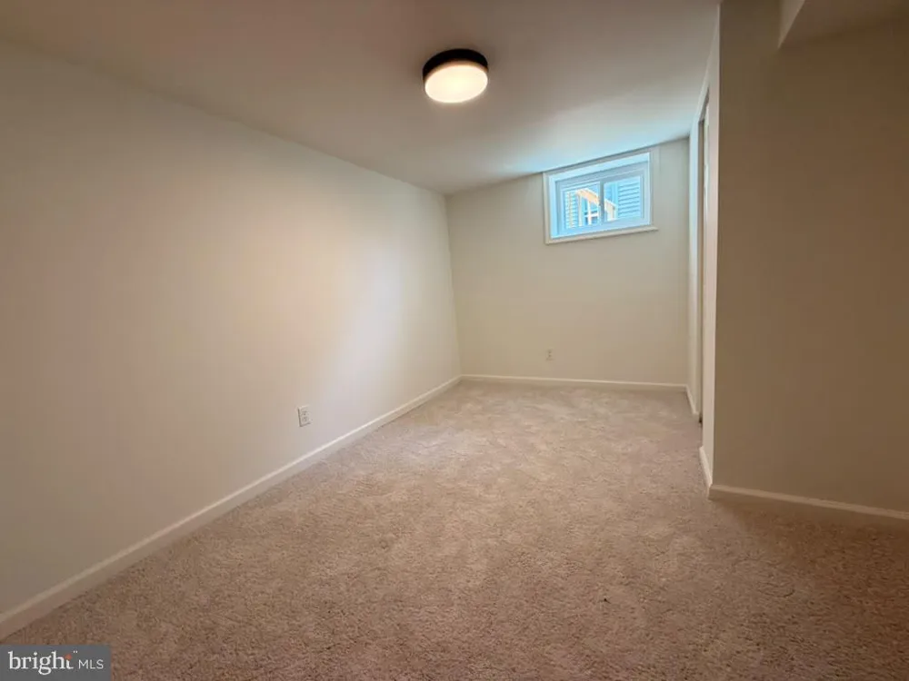 2903 FOREST GLEN ROAD Baltimore, MD 21216