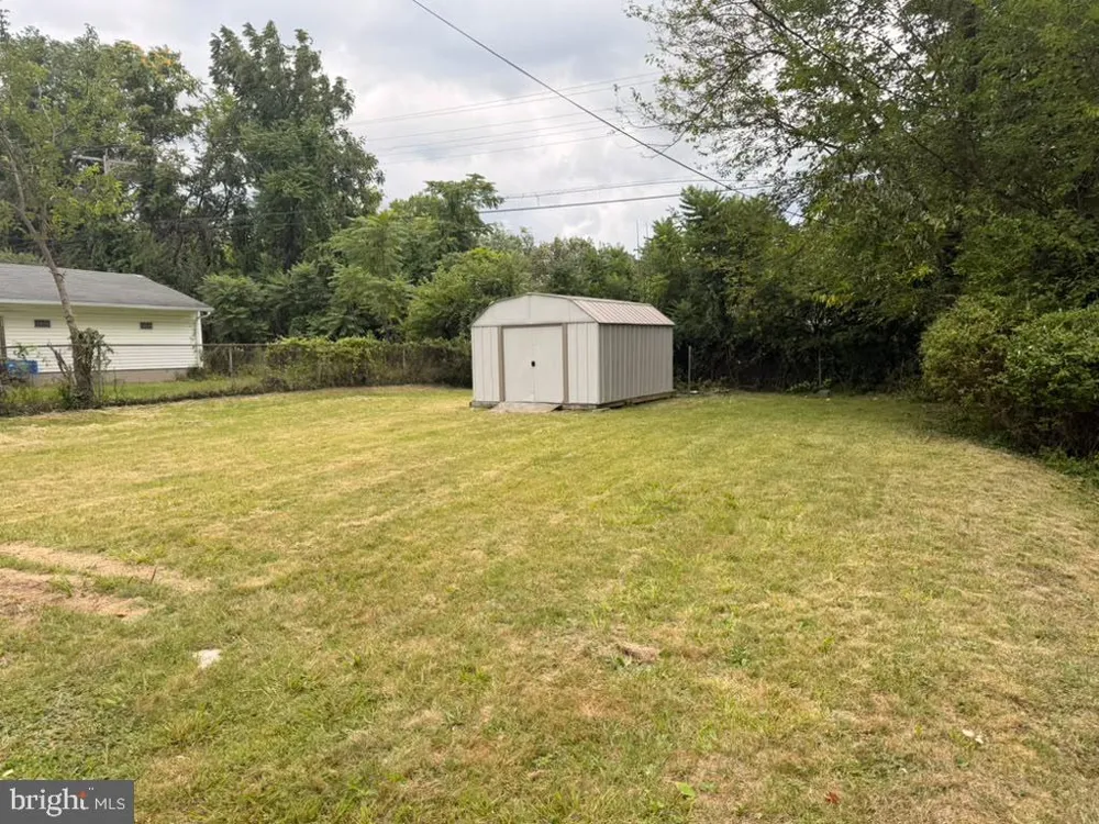2903 FOREST GLEN ROAD Baltimore, MD 21216