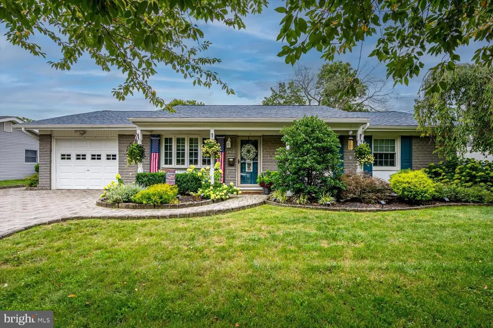 10 FOREST PARK TERRACE Monroe Township, NJ 08831