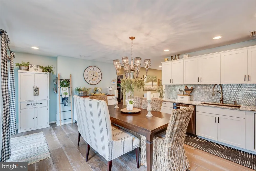 10 FOREST PARK TERRACE Monroe Township, NJ 08831