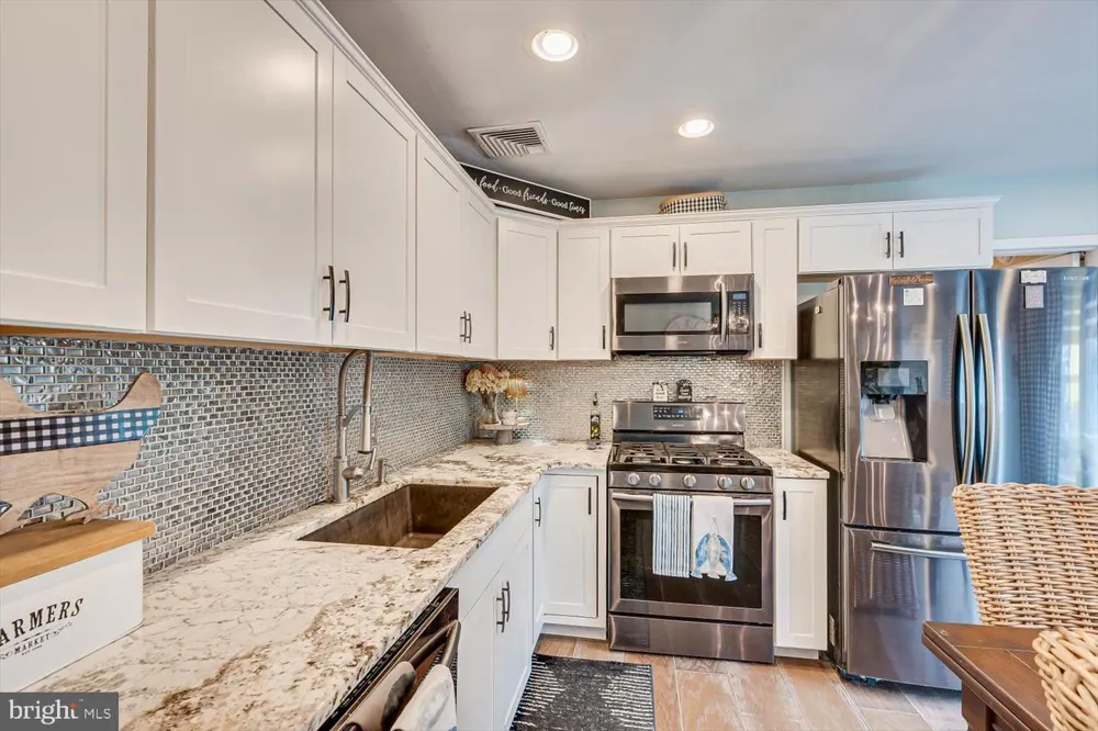 10 FOREST PARK TERRACE Monroe Township, NJ 08831