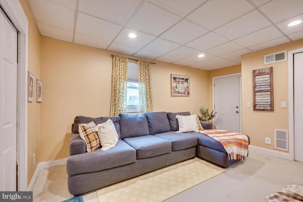 10 FOREST PARK TERRACE Monroe Township, NJ 08831