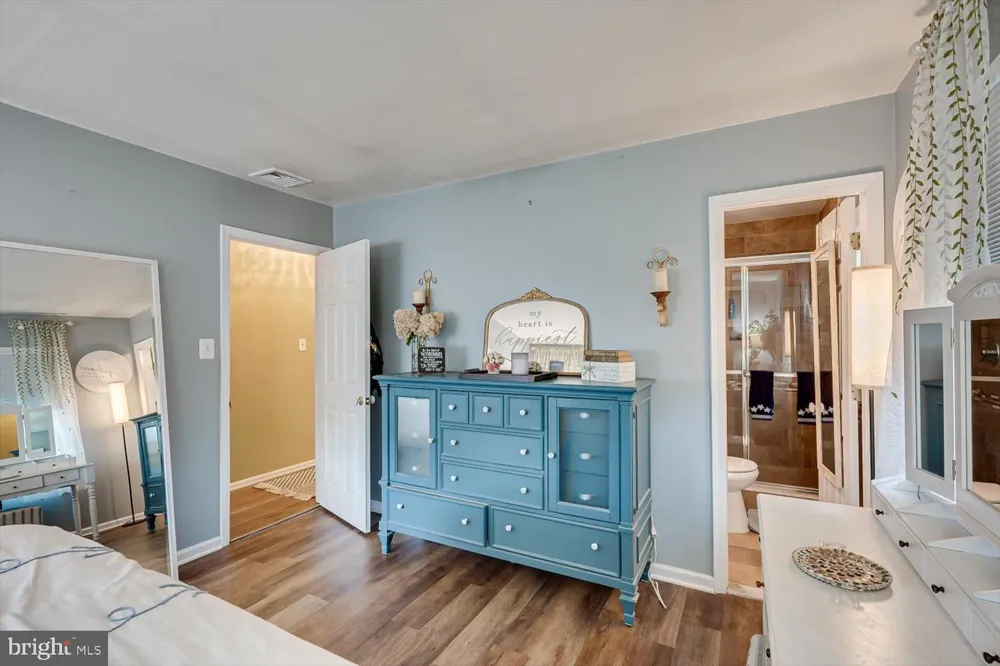 10 FOREST PARK TERRACE Monroe Township, NJ 08831